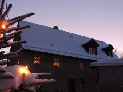 Ferienwohnung Birnbach auf 4-Seiten-Hof, Bauernhof, Chemnitz, Erzgebirge Winter Weihnachten